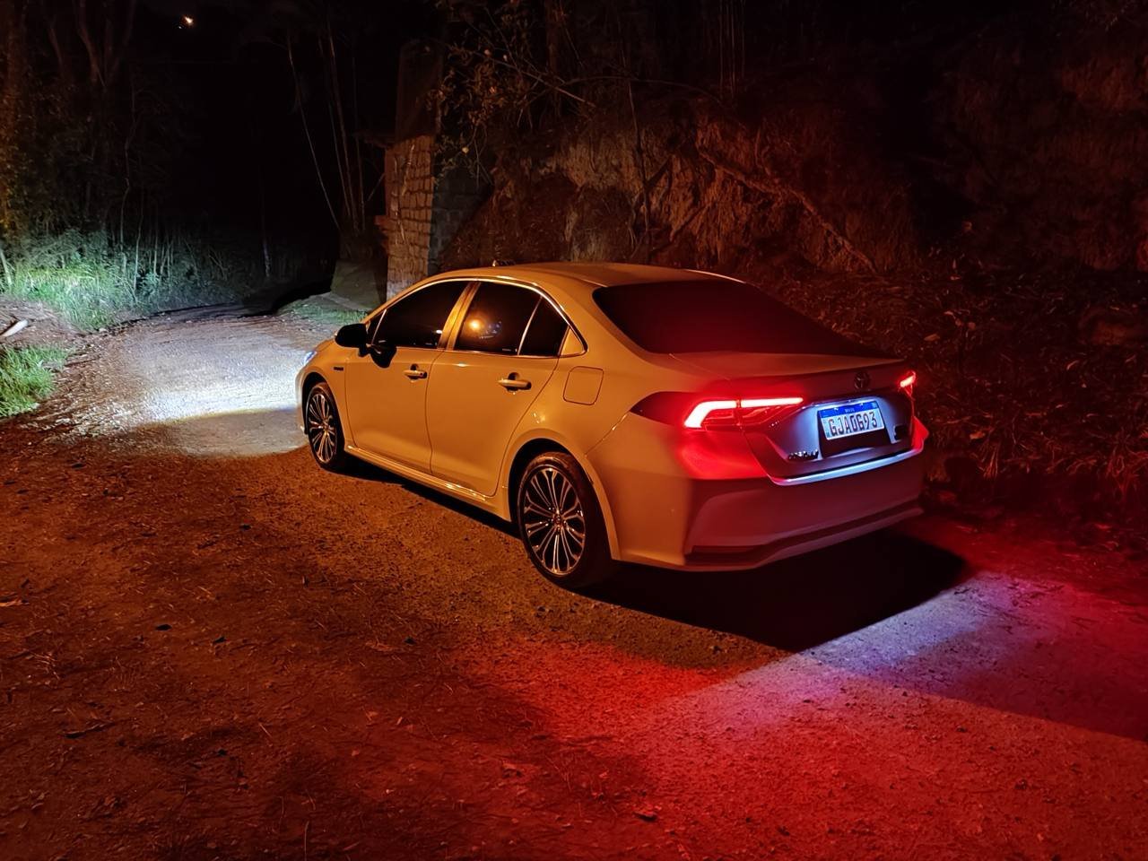 Corolla Altis Híbrido em atendimento noturno